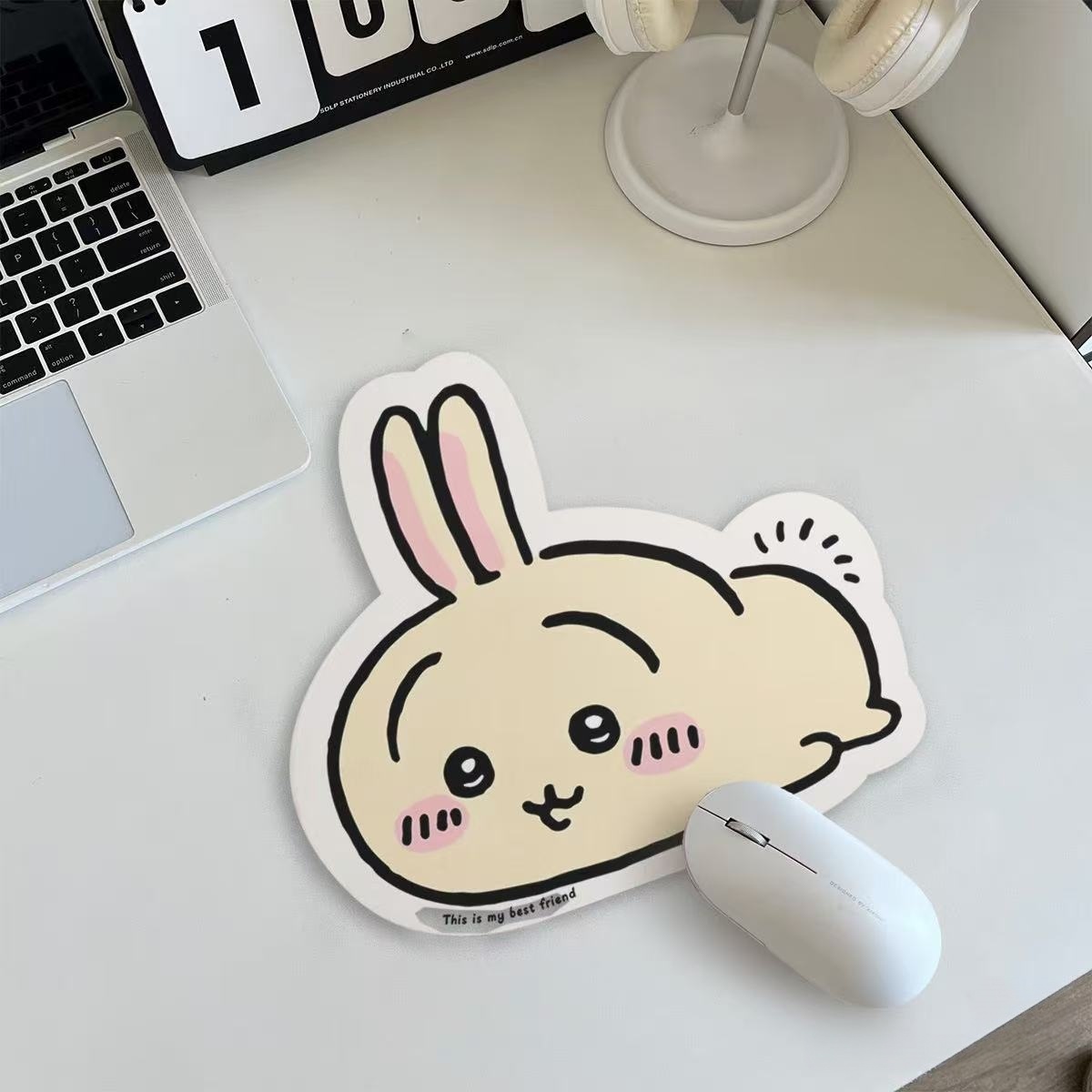 سجادة ماوس جلدية بتصميم خاص لش - مراجعة Rubber Mat Desk وسعره