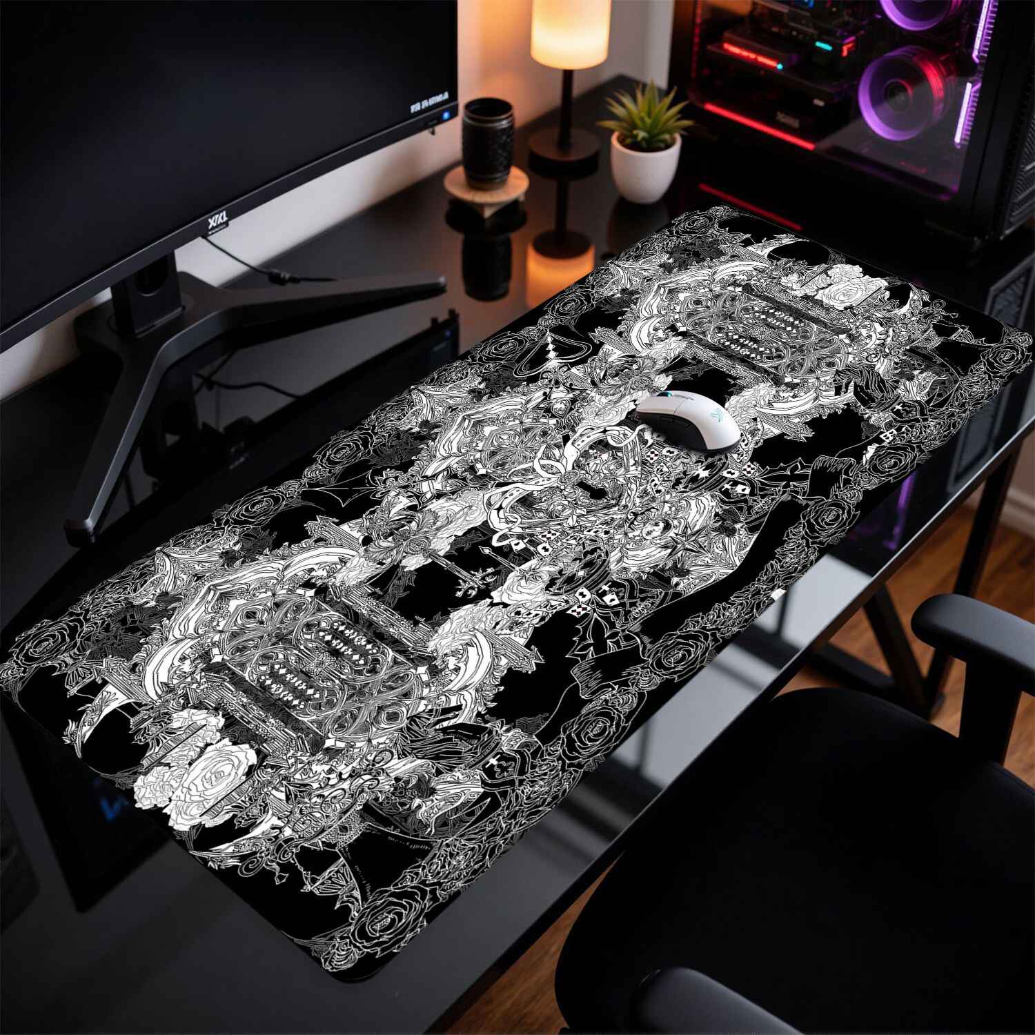 لوحة ماوس بتصميم مبنى قوطي من  - مراجعة Rubber Mat Desk وسعره